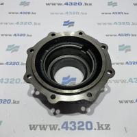 Крышка подшипника вала привода заднего моста