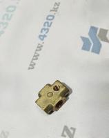 Тройник трубопроводов к задним тормозам