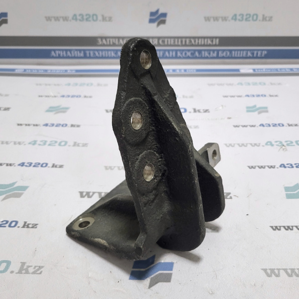 Кронштейн задний правый