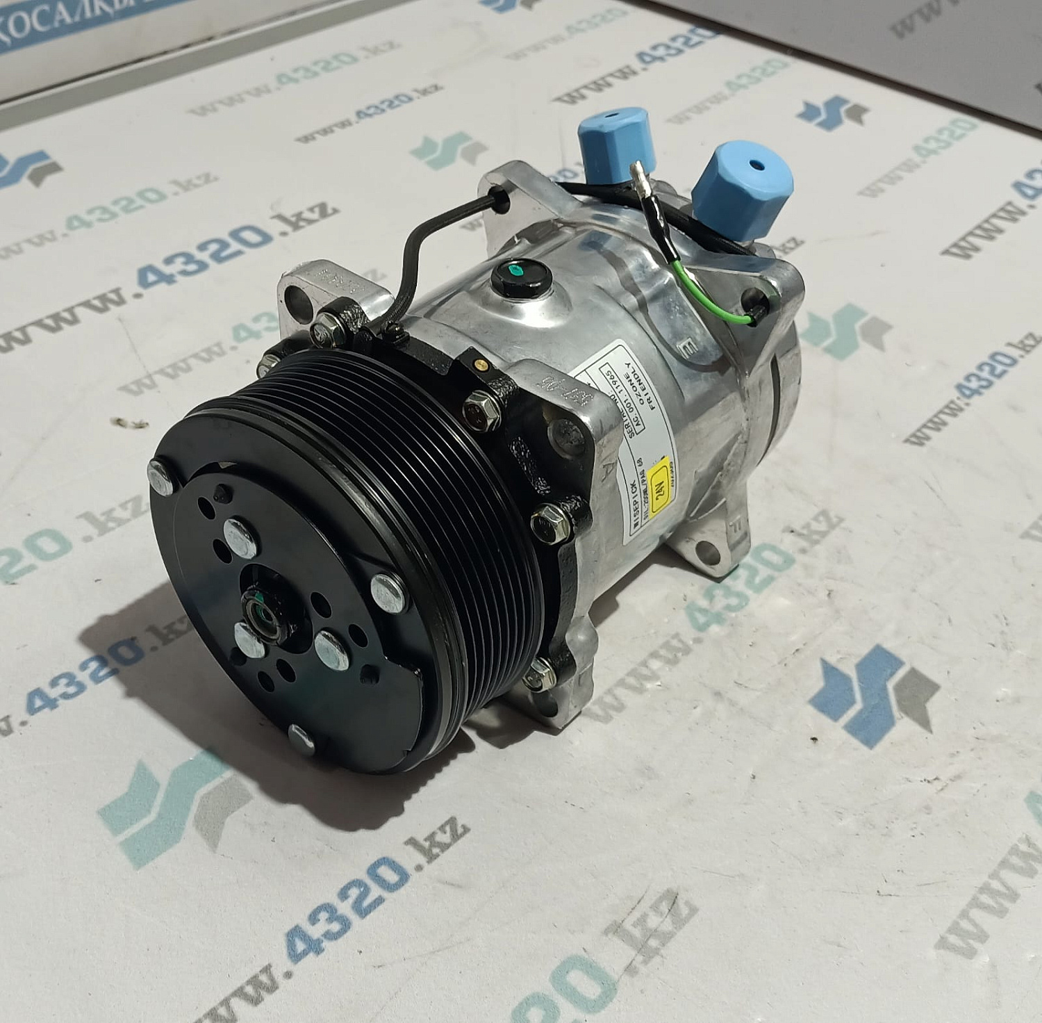 Кондиционер (7 кВт) УРАЛ NEXT 24V  подкапотный конд. F2 исп. встроенный дв. ЯМЗ 53623