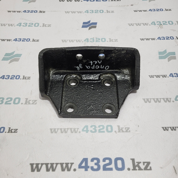 Опора двигателя левая боковая