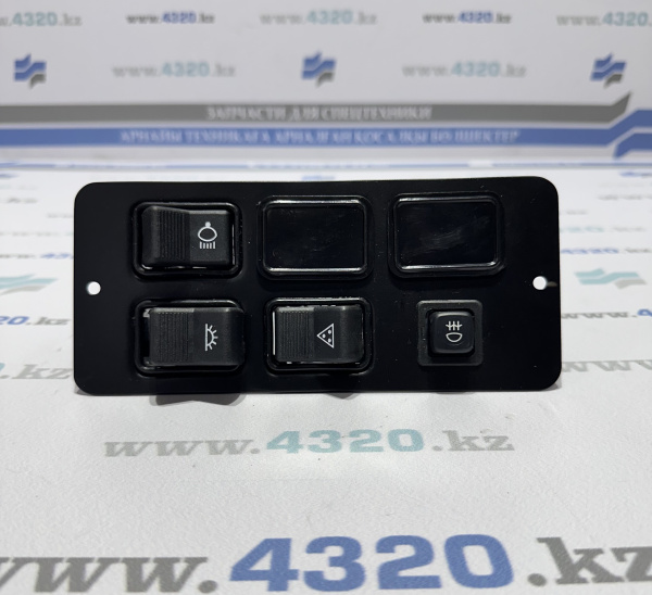 Щиток приборов выключателей