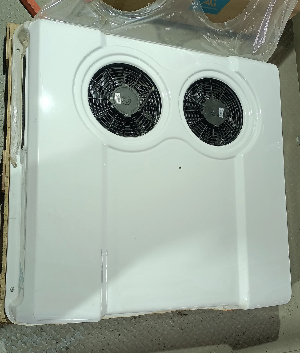 Кондиционер (7 кВт) КАМАЗ подкапотный конд. F2 накладной испаритель дв. ДВС 740 (без кроншт.комп.)