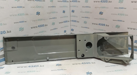 Боковина капота правая