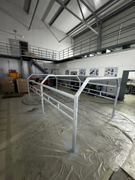 Усиленный каркас безопасности в кузов