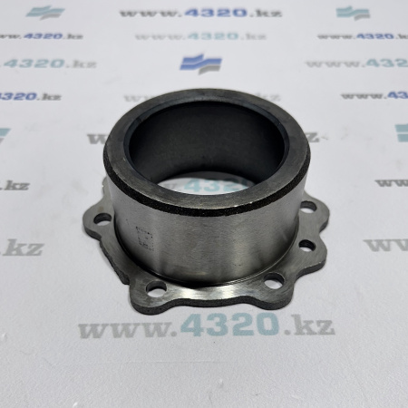 Стакан подшипника ведущей цилиндрической шестерни малый