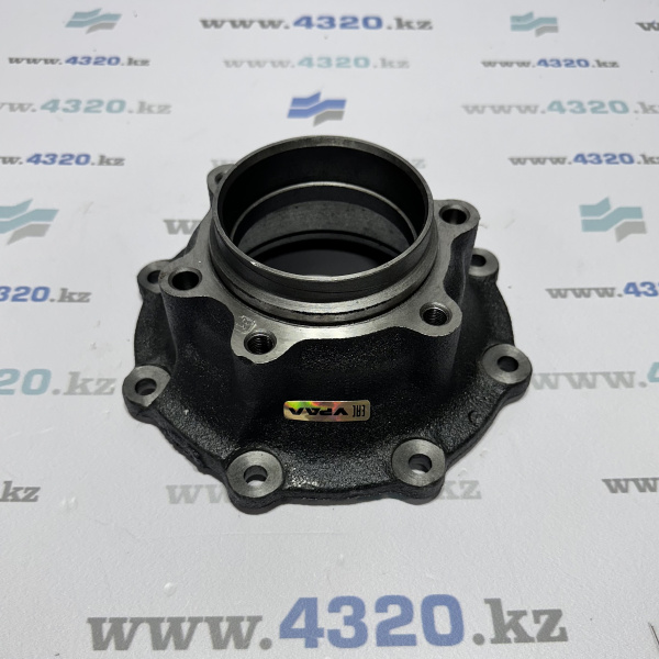 Крышка подшипника вала привода заднего моста